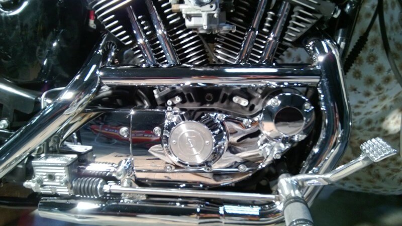 Traitement chromes voiture – polissage et protection VPLS